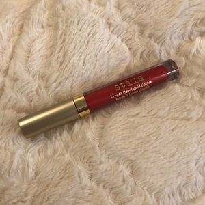 Stila Stay All Day Liquid Lipstick in BESO SHIMMER